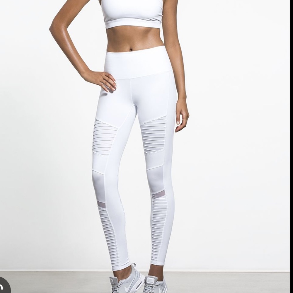 ALO High-Waist Moto Legging & hits at ankle Size Small